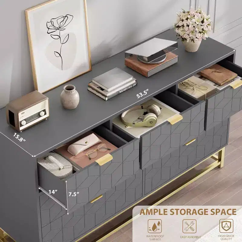 Commode à tiroirs Acekool, commode moderne de 136 cm de large avec façade cannelée, poignées et pieds dorés, organisateur de rangement pour chambre, dressing