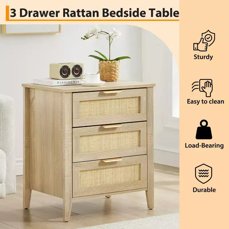Table de chevet en rotin COZONY - 3 tiroirs en osier naturel, table de chevet de rangement bohème pour chambre à coucher, salon, finition bois naturel