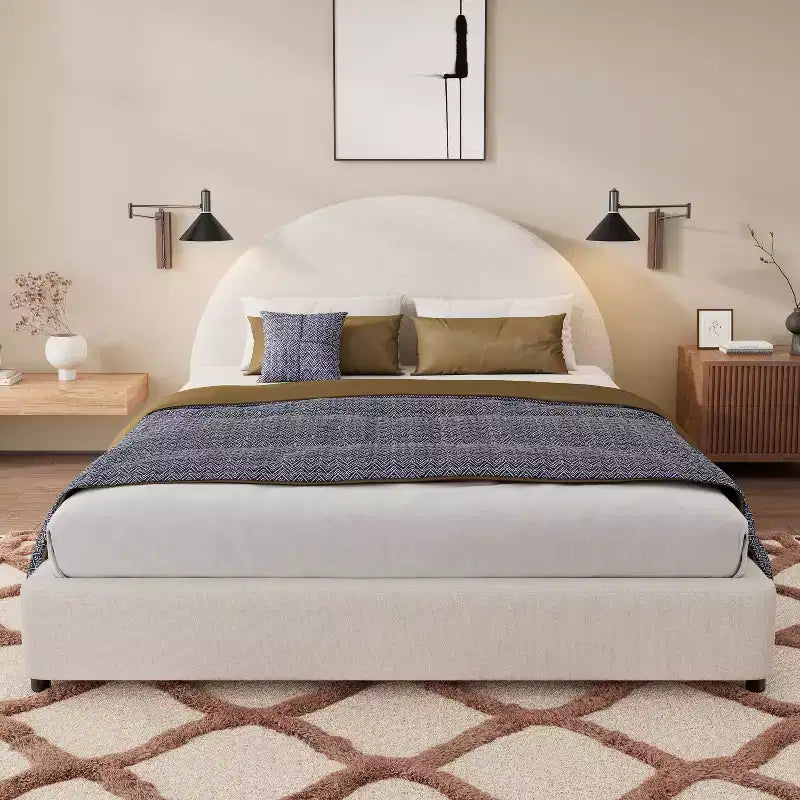 Lit Plateforme Rembourré Queen/King Size avec Tête de Lit Rembourrée Courbe et Arrondie, Blanc - ModernLuxe