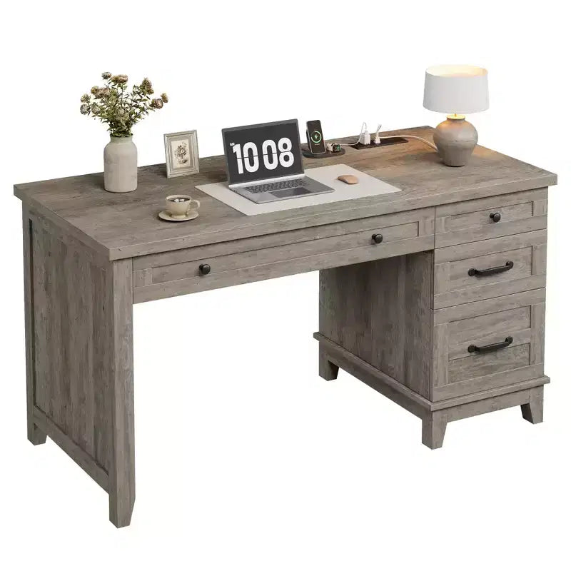 Bureau de direction avec tiroirs, bureau d'ordinateur de style rustique avec station de charge, bureau d'ordinateur en bois de 136 cm avec rangement pour dossiers