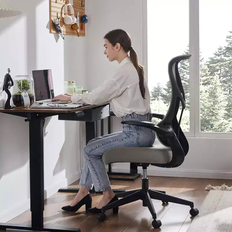 Chaise d'ordinateur ergonomique TUYOHW avec accoudoirs relevables, chaise de bureau avec support lombaire, chaise d'ordinateur pivotante à roulettes pour la maison, le bureau