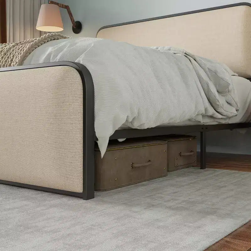 Lit double/King size plateforme en métal avec tête et pied de lit incurvés capitonnés, cadre de lit en métal robuste pour chambre à coucher