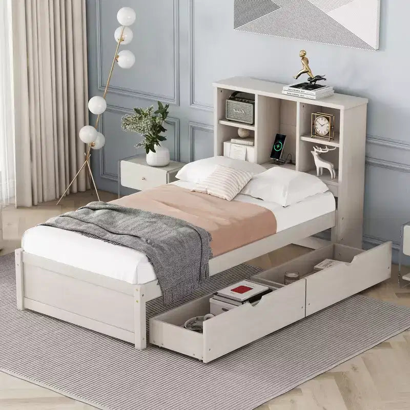 JVNOXK Lit double moderne de 221 cm avec tête de lit double étage en étagère, ports USB intégrés et deux tiroirs. Fini blanc cérusé.