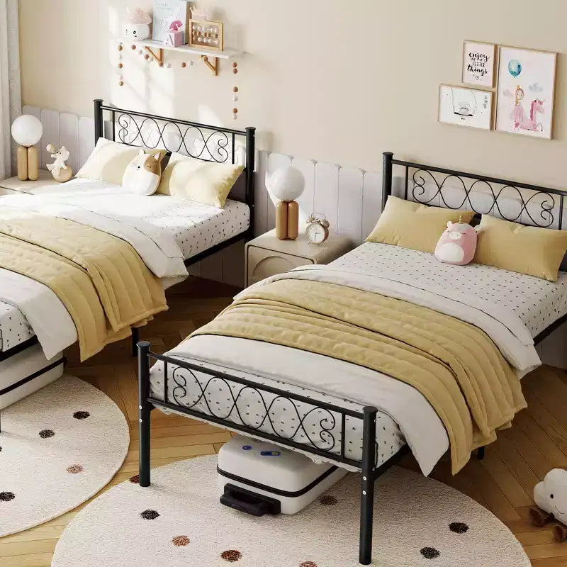Cadre de lit double XL noir avec tête et pied de lit pour filles et garçons, plateforme de lit en métal avec motif cœur en fer forgé, sans sommier tapissier requis