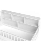 Lit au sol Montessori Bellemave en bois avec barrières de sécurité de style clôture de 21,4 pouces et 5 étagères de rangement, cadre de lit pour enfants pour chambre à coucher,