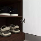 JVNOXK Meuble à chaussures en bois à quatre niveaux, autoportant, avec un tiroir, des portes de placard blanches et des étagères réglables. Idéal pour les entrées. Noyer