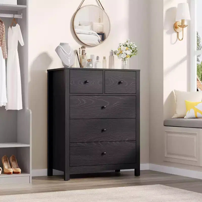 Commode à 5 tiroirs en bois avec finition naturelle, meuble de rangement moderne pour chambre à coucher, chambre d'enfant et couloir