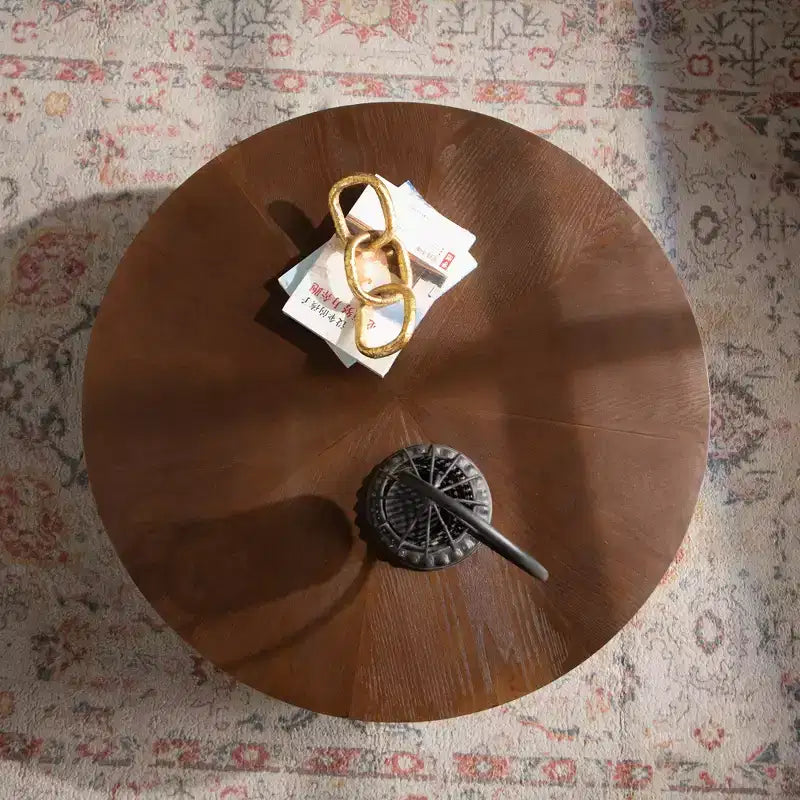 Table basse ronde de 30,31 pouces avec placage texture écorce véritable et finition noyer