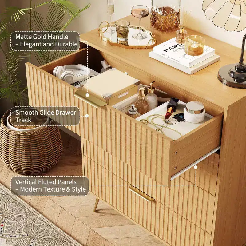 Commode, 32 po de large, commode moderne cannelée avec poignées en métal, organisateur de rangement pour vêtements à 4 tiroirs