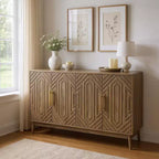 FurnitureR 55" Buffet moderne en bois avec 4 portes, motif géométrique sculpté et poignées dorées pour salle à manger, salon ou entrée