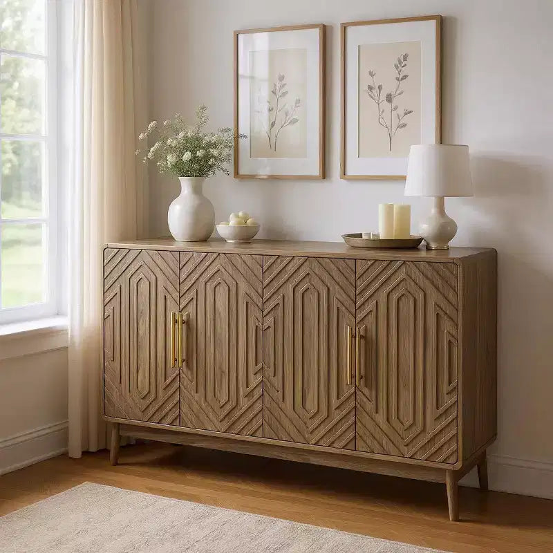 FurnitureR 55" Buffet moderne en bois avec 4 portes, motif géométrique sculpté et poignées dorées pour salle à manger, salon ou entrée