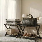 Lot de 2 porte-bagages pliables en bambou avec étagère de rangement, support de valise à 2 niveaux pouvant supporter jusqu'à 50 kg pour chambre et hôtel