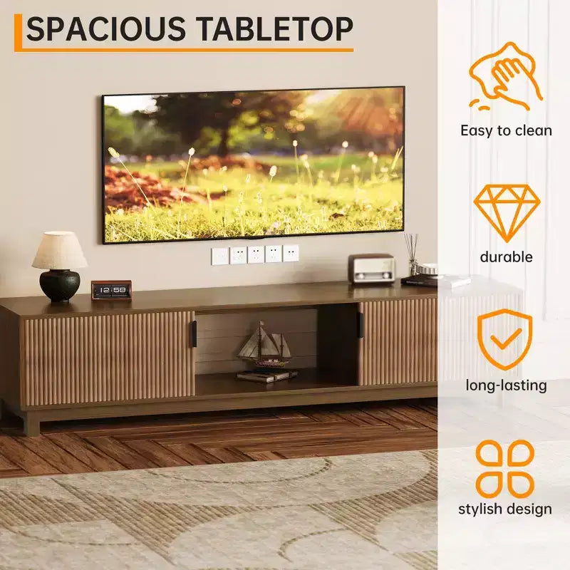 Meuble TV cannelé CuisinSmart, Meuble TV moderne du milieu du siècle avec étagère ouverte, Meuble TV en bois pour salon, Noyer