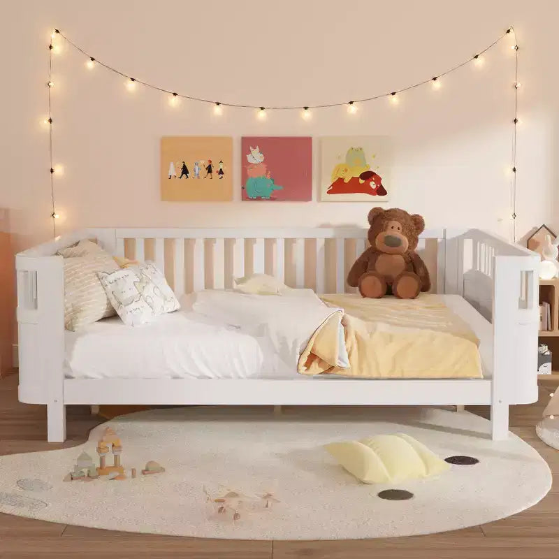 Cadre de lit plateforme Queen Size Whisen en bois, lit Queen Size bas en bois avec rails et barrières de sécurité pour filles et garçons
