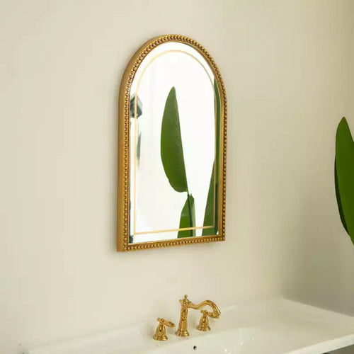 Miroir mural décoratif à arc perlé de 20 po avec éclairage DEL, miroir de courtoisie rétro avec 3 modes de couleur pour la salle de bain ou l'entrée - Panipeachy