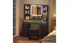 DEXYLLO Coiffeuse avec lumières, coiffeuse LED avec miroir éclairé, station de recharge, ensemble de coiffeuse RVB avec 3 tiroirs