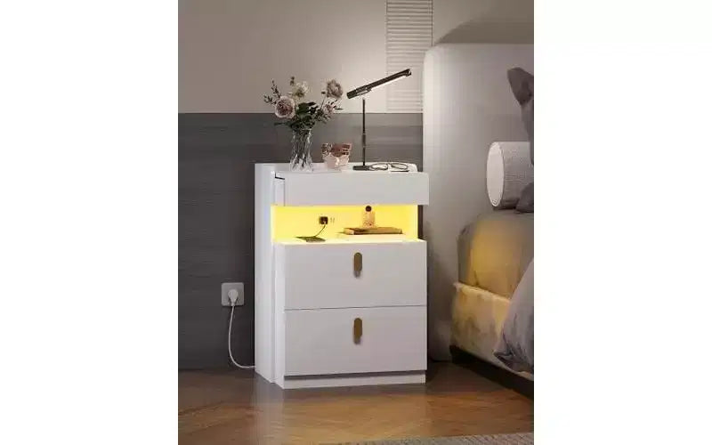 DEXYLLO Lot de 2 tables de chevet LED avec station de charge, ensembles de tables de nuit avec plateau coulissant, tables de chevet avec tiroirs