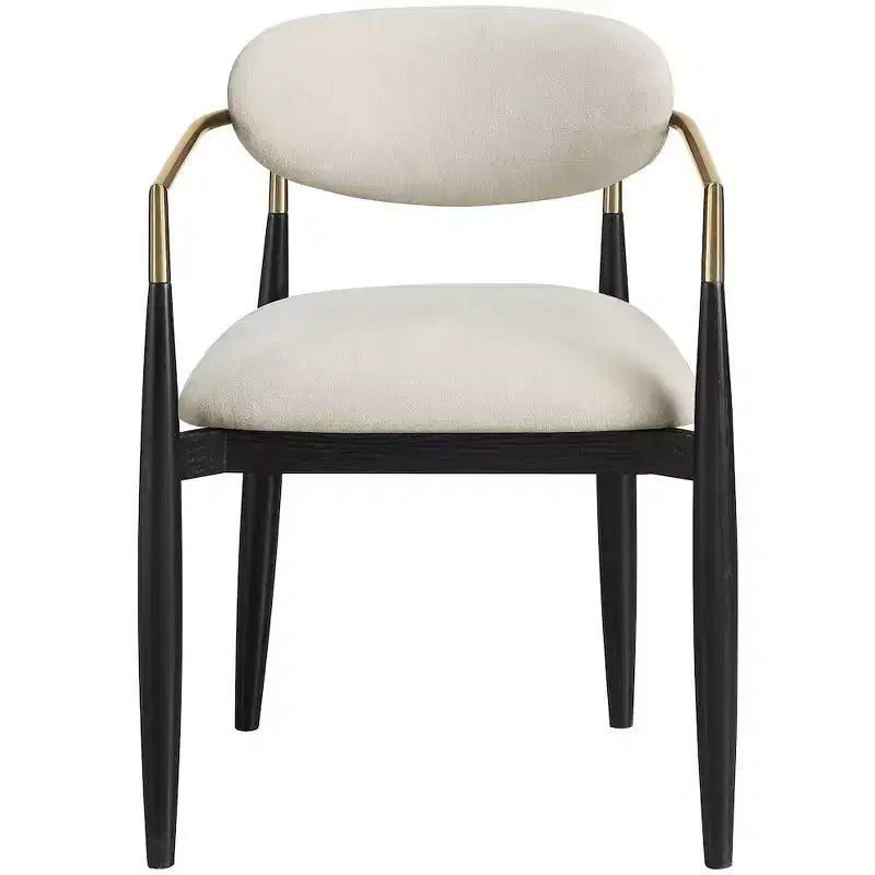 Chaise de salle à manger capitonnée en tissu performant crème Riccio de Meridian Furniture avec accoudoirs, lot de 2