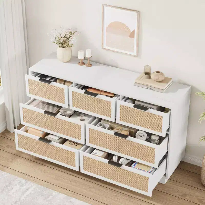 Commode 7 tiroirs en rotin pour chambre, meuble TV en rotin style ferme avec 7 tiroirs de rangement, organisateur polyvalent moderne pour chambre, entrée