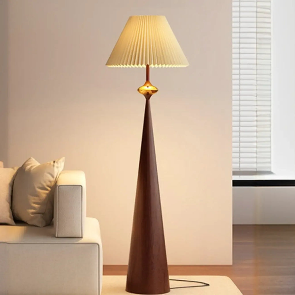 Lampadaire contemporain en métal conique avec abat-jour en tissu