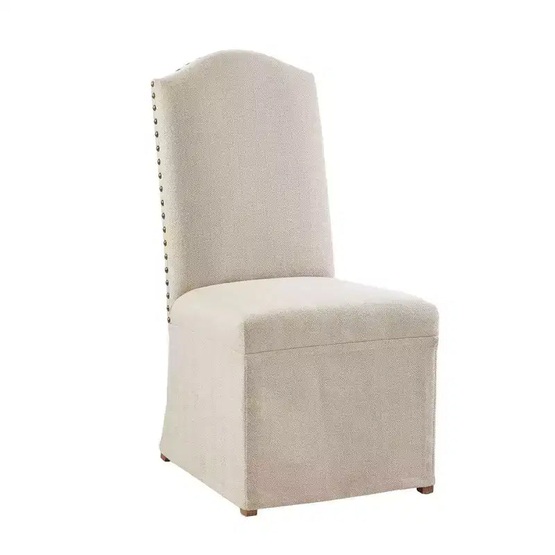 Lot de 2 chaises de salle à manger hautes Cadman avec jupes beige : style Parsons rembourré, garniture en mousse, pieds en bois