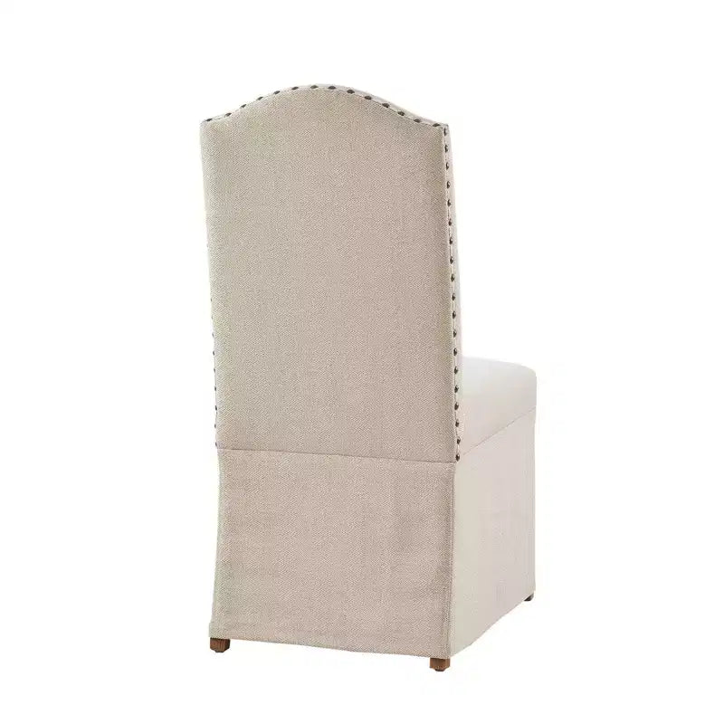 Lot de 2 chaises de salle à manger hautes Cadman avec jupes beige : style Parsons rembourré, garniture en mousse, pieds en bois