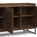 Buffet de salle à manger WyndenHall Bolton marron vieilli rustique naturel : Bois d'acacia, meuble de rangement 3 portes, design industriel