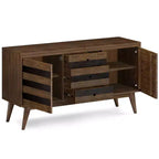 Buffet Wright rustique brun vieilli - Wyndenhall : Milieu de siècle moderne, étagères réglables, bois d'acacia