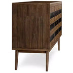 Buffet Wright rustique brun vieilli - Wyndenhall : Milieu de siècle moderne, étagères réglables, bois d'acacia