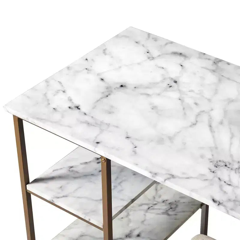 Teamson Home Ensemble de salle à manger Marmo avec plateau en faux marbre et laiton : 3 pièces, style moderne, finition laquée, tabourets rembourrés