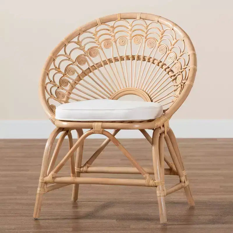 bali & pari Fauteuil d'appoint paon Abriella en rotin marron naturel : Fait main, design bohème, aucun assemblage requis