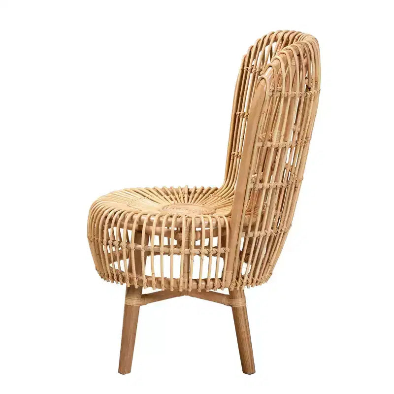 bali & pari Nagoya Chaise longue haute en rotin : Accent bohème, pieds en bois de teck, mobilier de salon