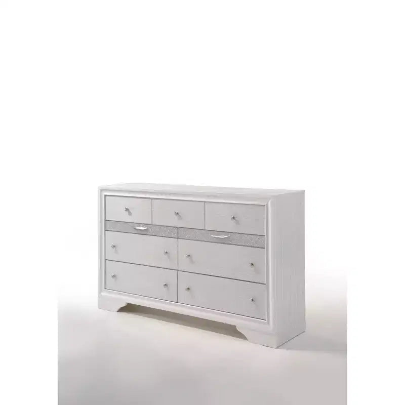 Commode Naima 63 po blanche Acme Furniture : cadre en bois, glissières métalliques, 9 tiroirs de rangement, aucun assemblage requis