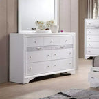 Commode Naima 63 po blanche Acme Furniture : cadre en bois, glissières métalliques, 9 tiroirs de rangement, aucun assemblage requis