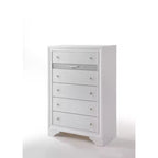 Acme Furniture Commode Naima blanche 34 po : Commode verticale en bois à 5 tiroirs, glissières métalliques, aucun assemblage requis