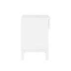 Table de chevet Comfort Pointe Bayport blanc avec incrustation en rotin : style côtier, 1 tiroir, cadre en peuplier, aucun assemblage requis