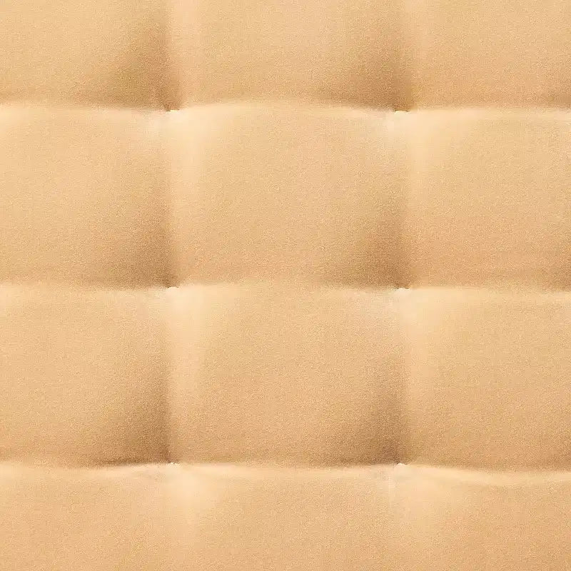 Banc capitonné beige à travers Studio McGee - Threshold™ : revêtement en velours, pieds en acier thermolaqué, capacité de 102 kg
