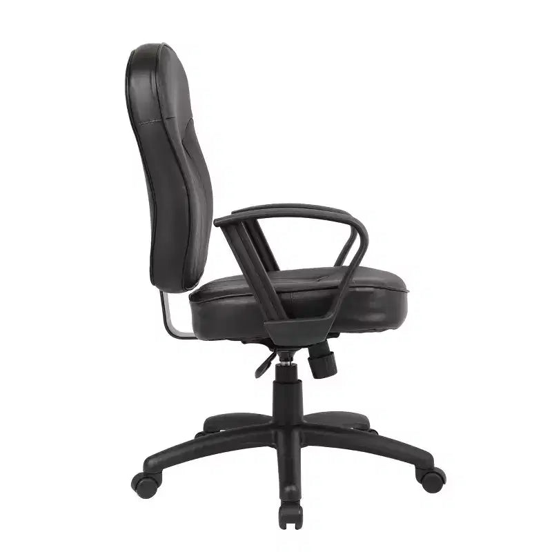 Fauteuil de bureau en cuir avec accoudoirs boucles noir - Boss Office Products : Pivotant, Rembourré, Base en nylon, Capacité de 125 kg