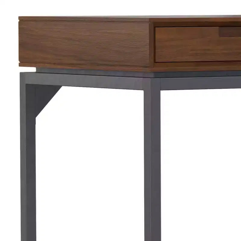 Bureau d'écriture WyndenHall Devlin en bois massif avec tiroirs, plaqué noyer, style Mid-Century
