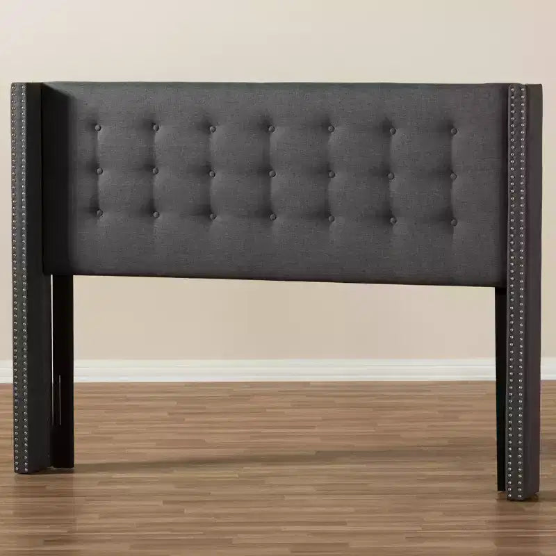 Tête de lit moderne ailée Ginaro Queen avec garniture cloutée – Baxton Studio : Rembourrée, cadre en MDF