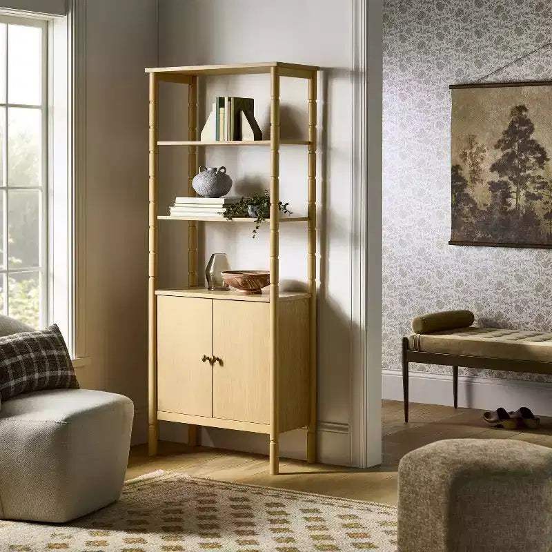 Meuble bas en bois tourné moderne marron – Threshold™ conçu avec Studio McGee