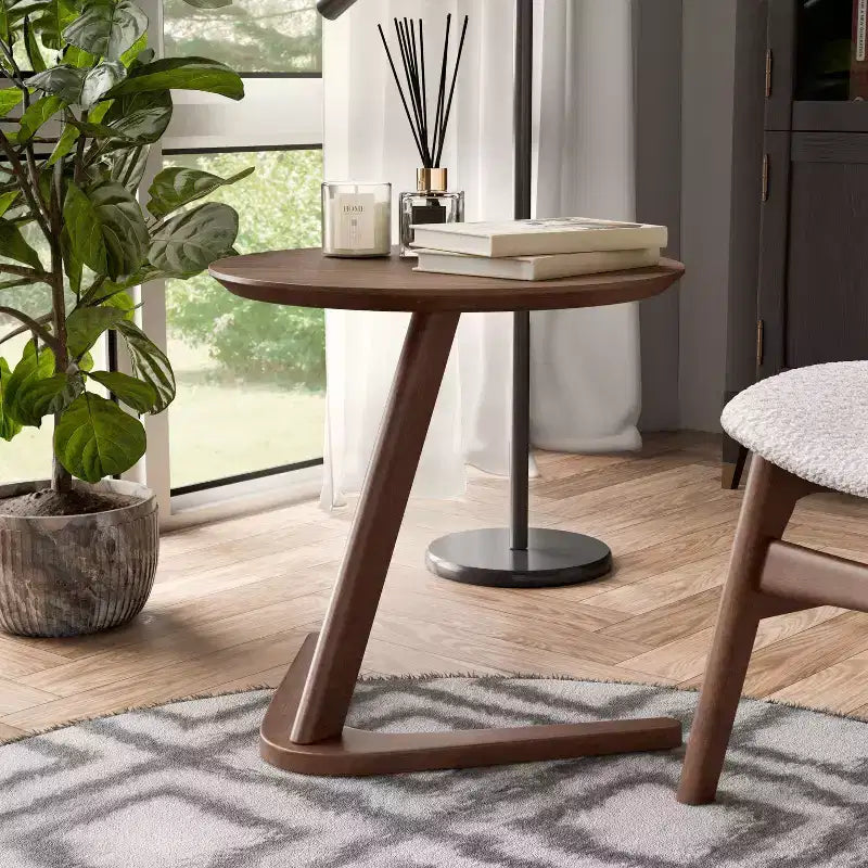 HOMES: Inside + Out Table d'appoint ronde moderne Mid-Century River Run 19,5 pouces Noyer
