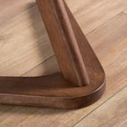 HOMES: Inside + Out Table d'appoint ronde moderne Mid-Century River Run 19,5 pouces Noyer