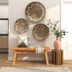 Olivia & May Table d'appoint linéaire faite main en feuille de bananier : aucun assemblage requis, usage intérieur, matériau bois