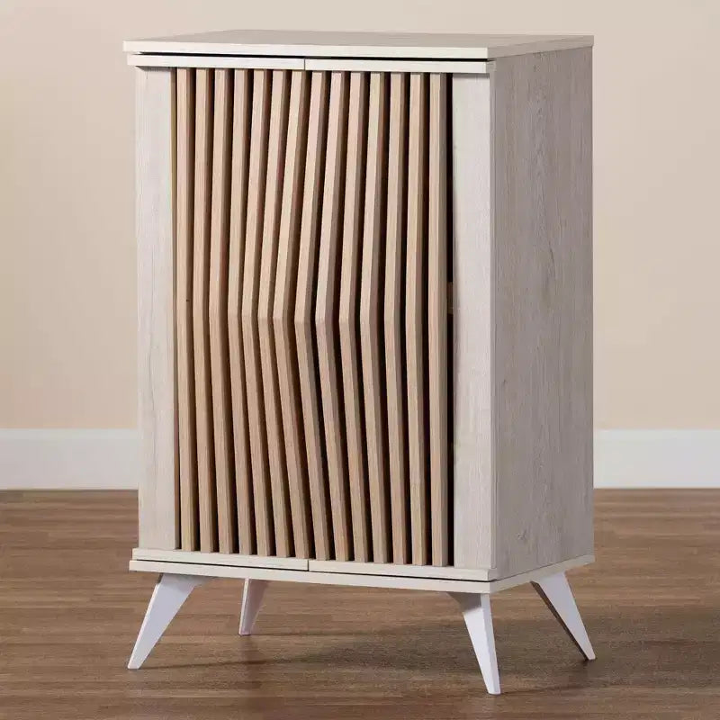 Baxton Studio Simona Armoire de rangement 2 portes en bois : Design Mid-Century, 4 étagères, Pieds inclinés