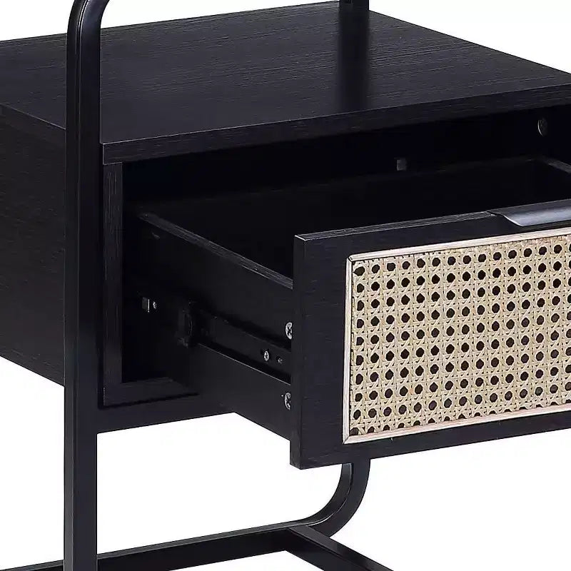 Table d'appoint Colson 19" finition noire - Meubles Acme : 24" de haut, plateau en verre, cadre en métal, tiroir de rangement