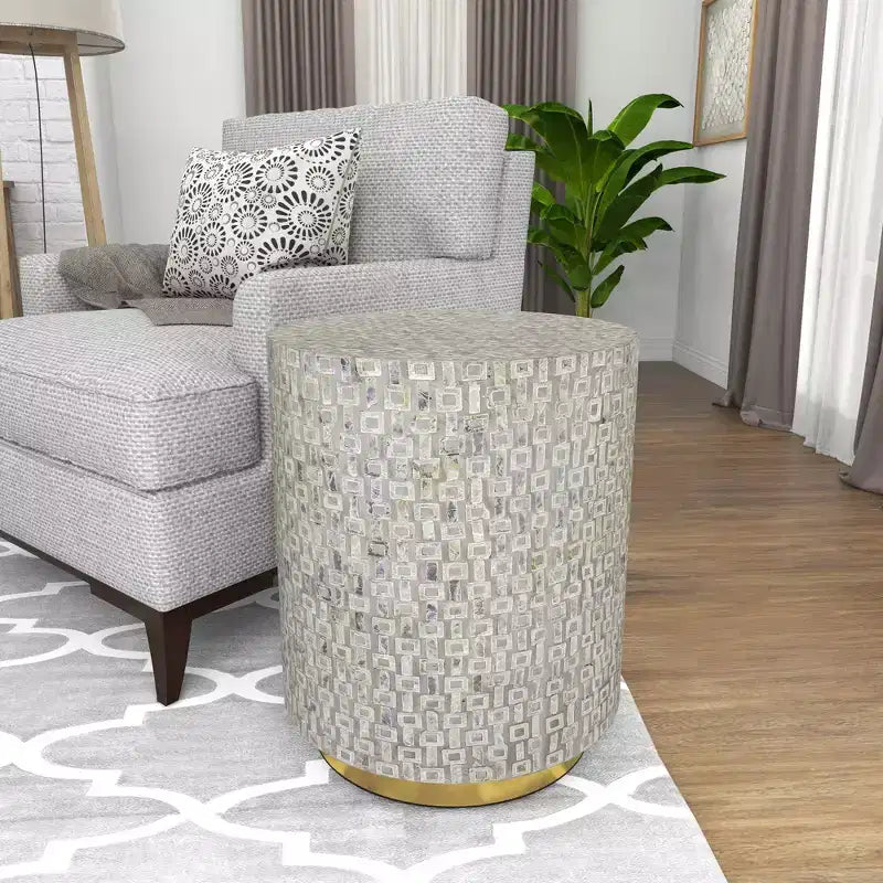 Table d'appoint contemporaine en nacre grise - Olivia & May