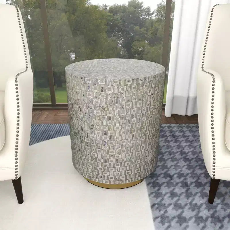 Table d'appoint contemporaine en nacre grise - Olivia & May