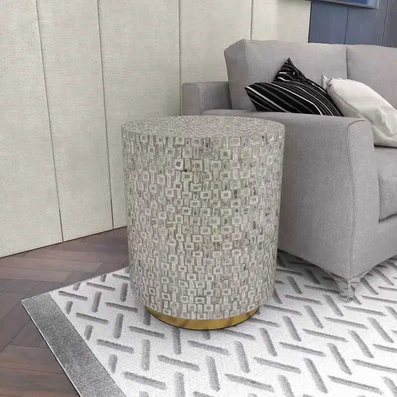 Table d'appoint contemporaine en nacre grise - Olivia & May