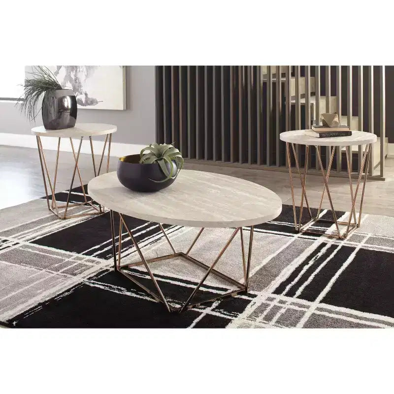 Ensemble de 3 tables basses et tables d'appoint Tarica en similicuir crème/base en métal doré - Signature Design by Ashley : style scandinave, tables ovales et rondes